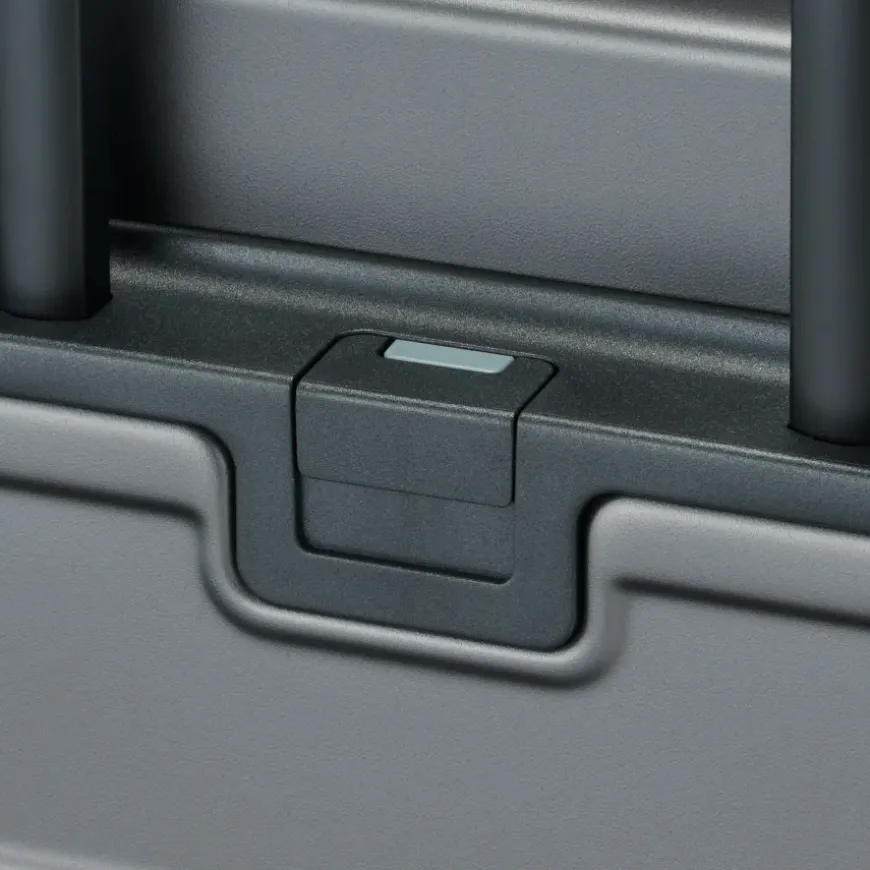 Adjustable Handle Hard Shell Suitcase 105L | Check-In