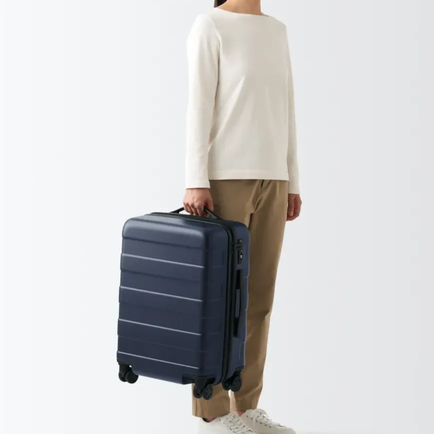 Adjustable Handle Hard Shell Suitcase 36L | Carry-On
