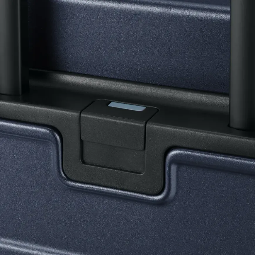 Adjustable Handle Hard Shell Suitcase 75L | Check-In