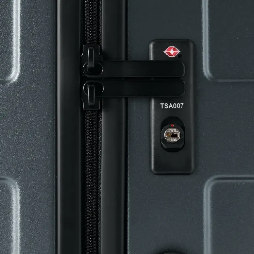 Adjustable Handle Hard Shell Suitcase 75L | Check-In