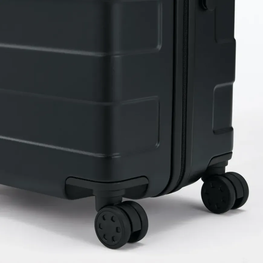 Adjustable Handle Hard Shell Suitcase 75L | Check-In