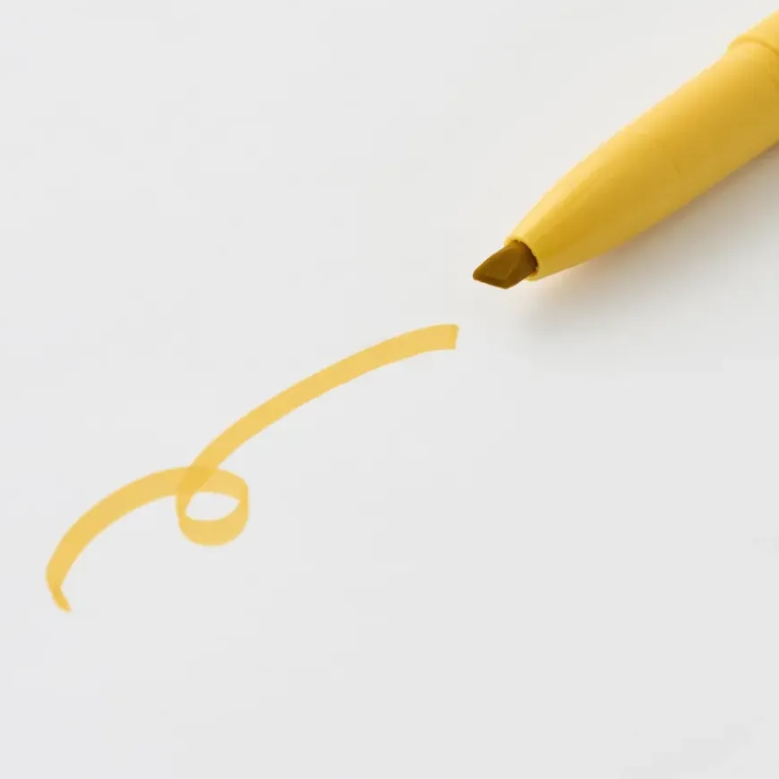 Compact Line Marker Cap Type - Smoky Mustard