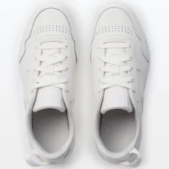 Court Sneakers