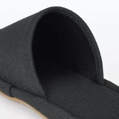 Either-Foot Slippers