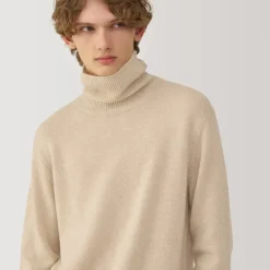 Labo Men's Natural Cashmere Turtleneck Sweater