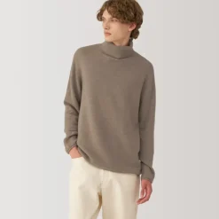 Labo Men's Natural Cashmere Turtleneck Sweater