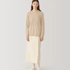 Labo Women's Natural Cashmere Crew Neck Sweater