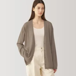 Labo Women's Natural Cashmere V Neck Cardigan