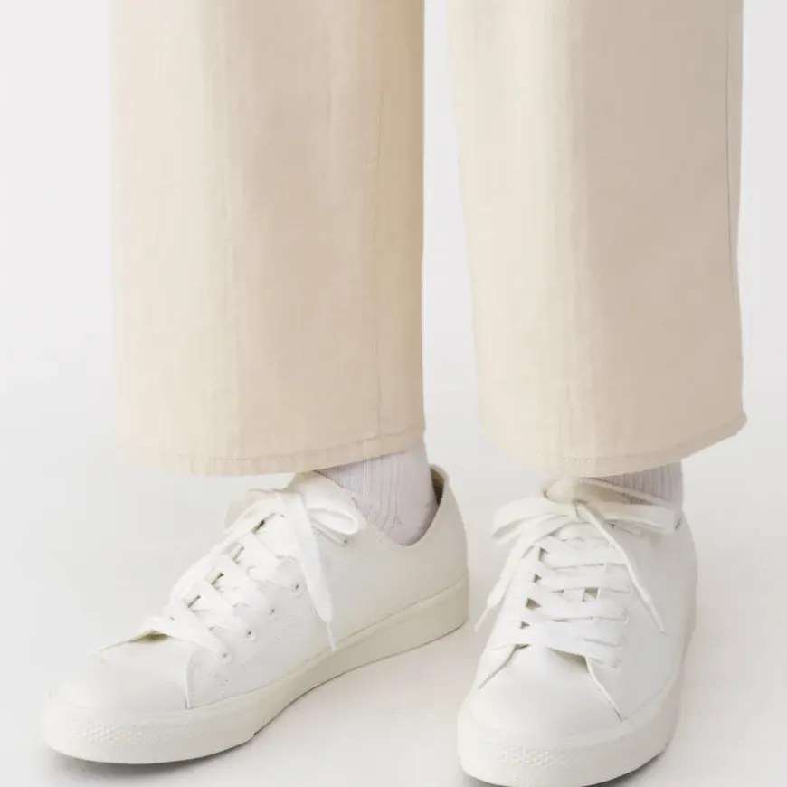 Less Tiring Sneakers - White