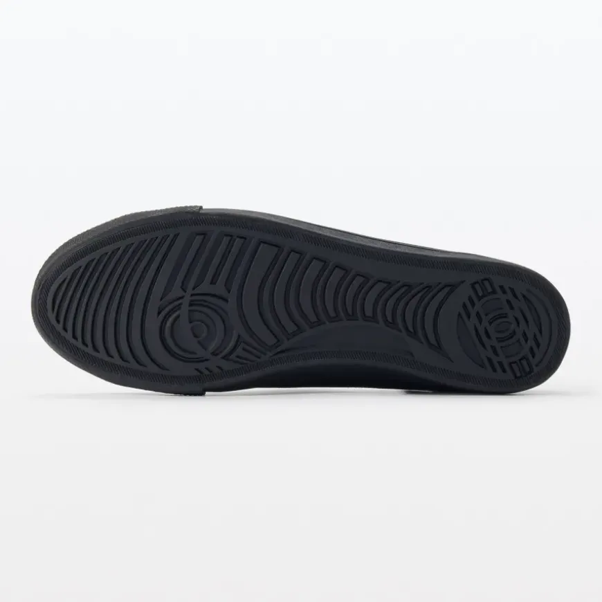 Less Tiring Sneakers Black Pattern