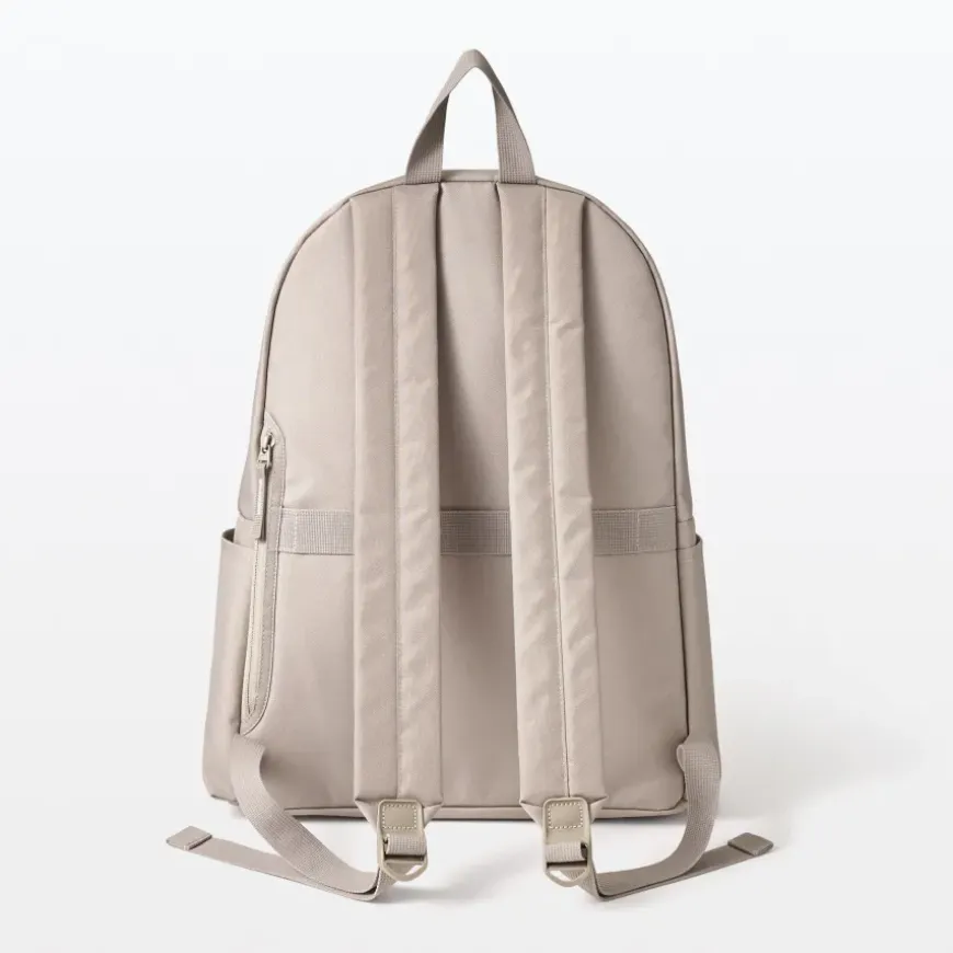 Less Tiring Water Repellent Backpack