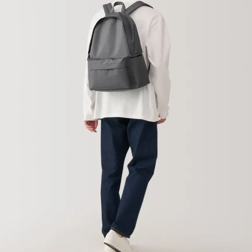 Less Tiring Water Repellent Backpack