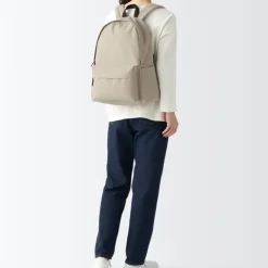 Less Tiring Water Repellent Backpack
