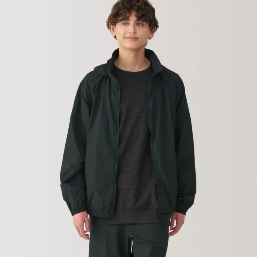 Men's Water Repellent Nylon Packable Windbreaker