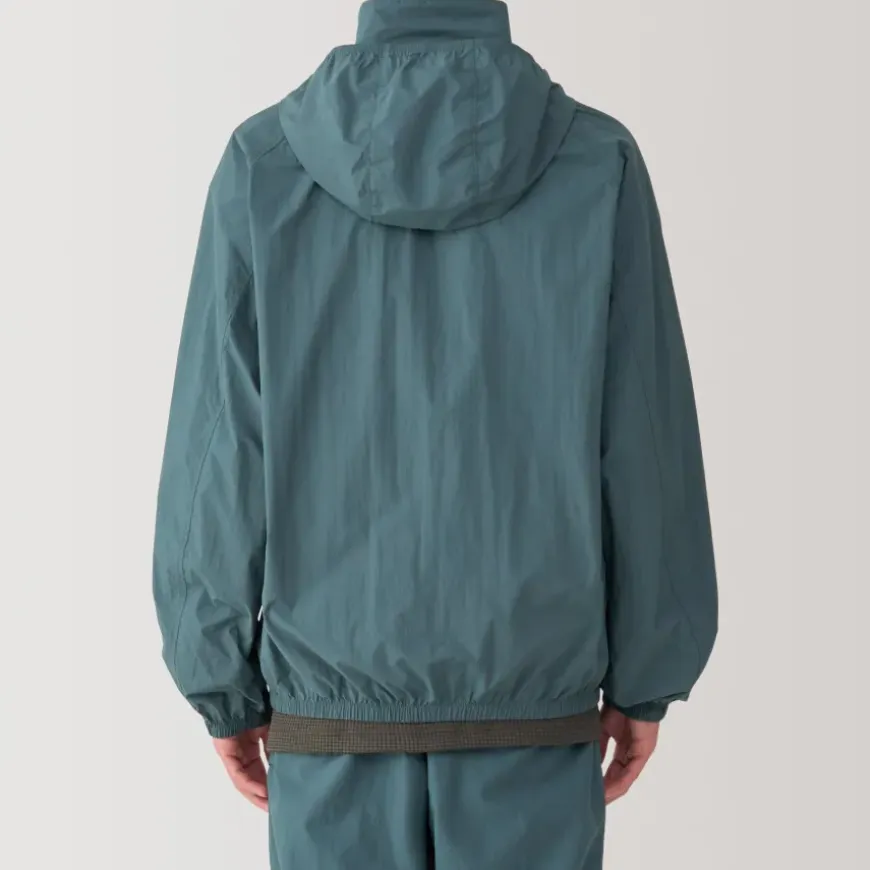 Men's Water Repellent Nylon Packable Windbreaker