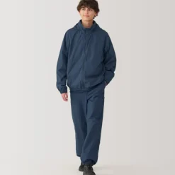Men's Water Repellent Nylon Packable Windbreaker