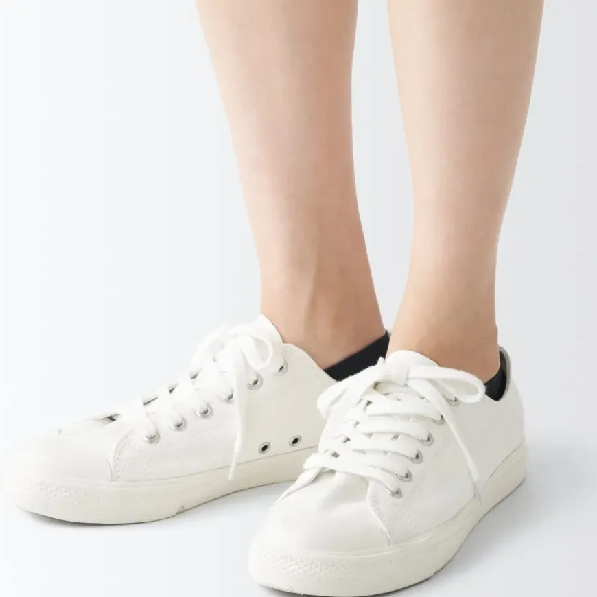 Right Angle Lightweight Sneaker Socks