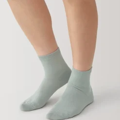 Right Angle Loose Top Short Socks
