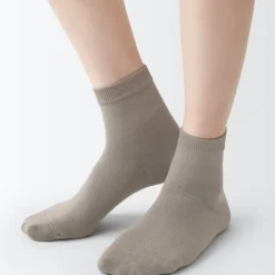 Right Angle Loose Top Short Socks