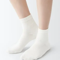 Right Angle Loose Top Short Socks