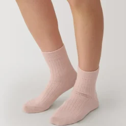 Right Angle Loose Top Short Socks