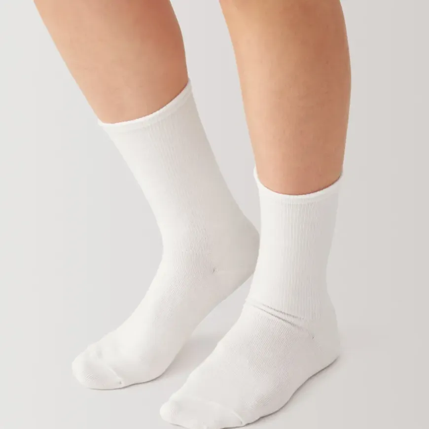 Right Angle Loose Top Tapered Socks