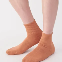 Right Angle Pile Short Socks