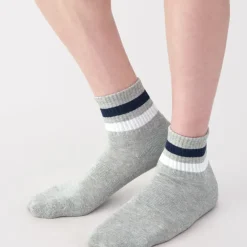 Right Angle Pile Short Socks