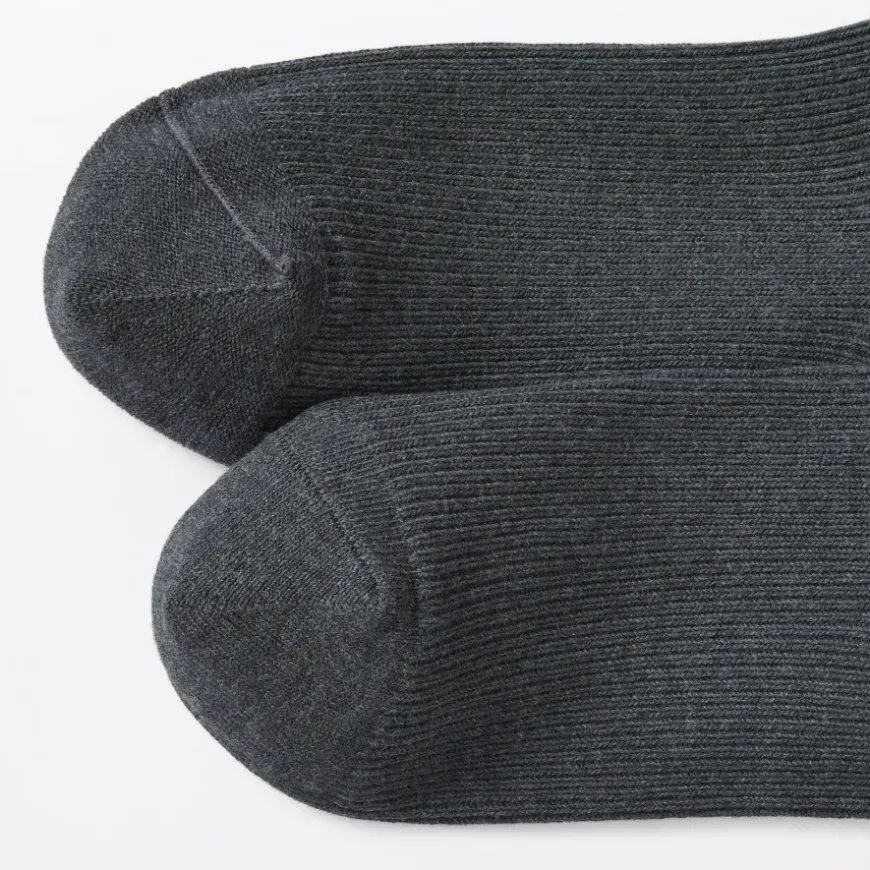 Right Angle Reversible Sneaker Socks