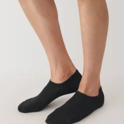 Right Angle Sneaker Socks