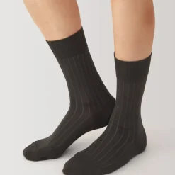 Right Angle Socks