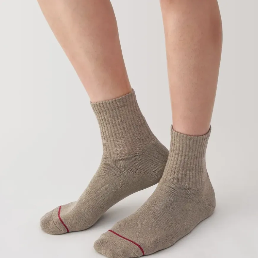 Right Angle Warm Cotton Blend Thick Short Socks