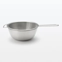 Stainless Steel Strainer With Handle