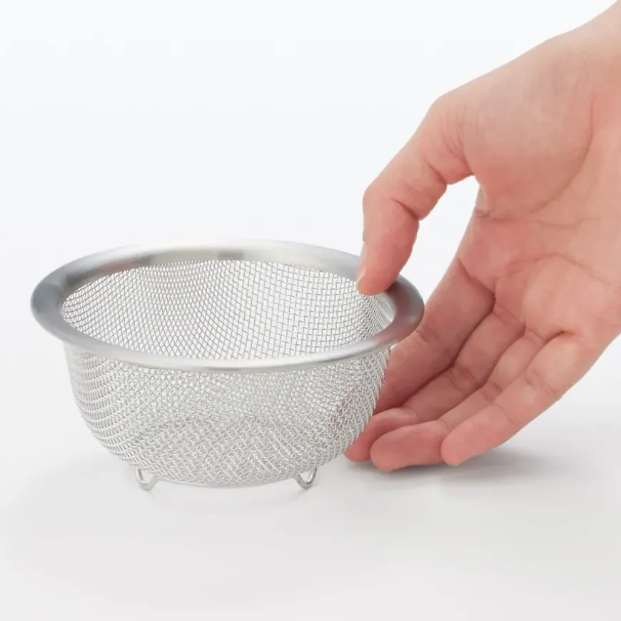 Stainless Steel Strainer - Dia. 4.5"