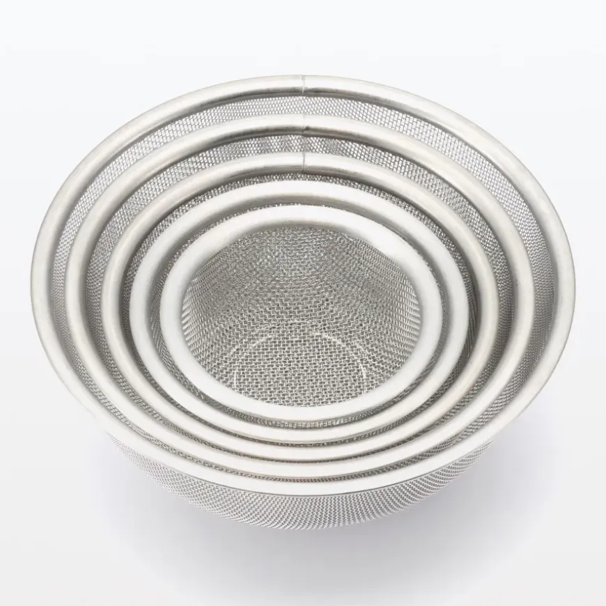 Stainless Steel Strainer - Dia. 4.5"