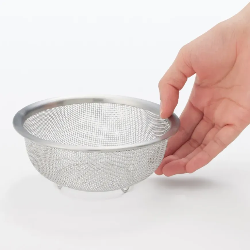 Stainless Steel Strainer - Dia. 5.5"
