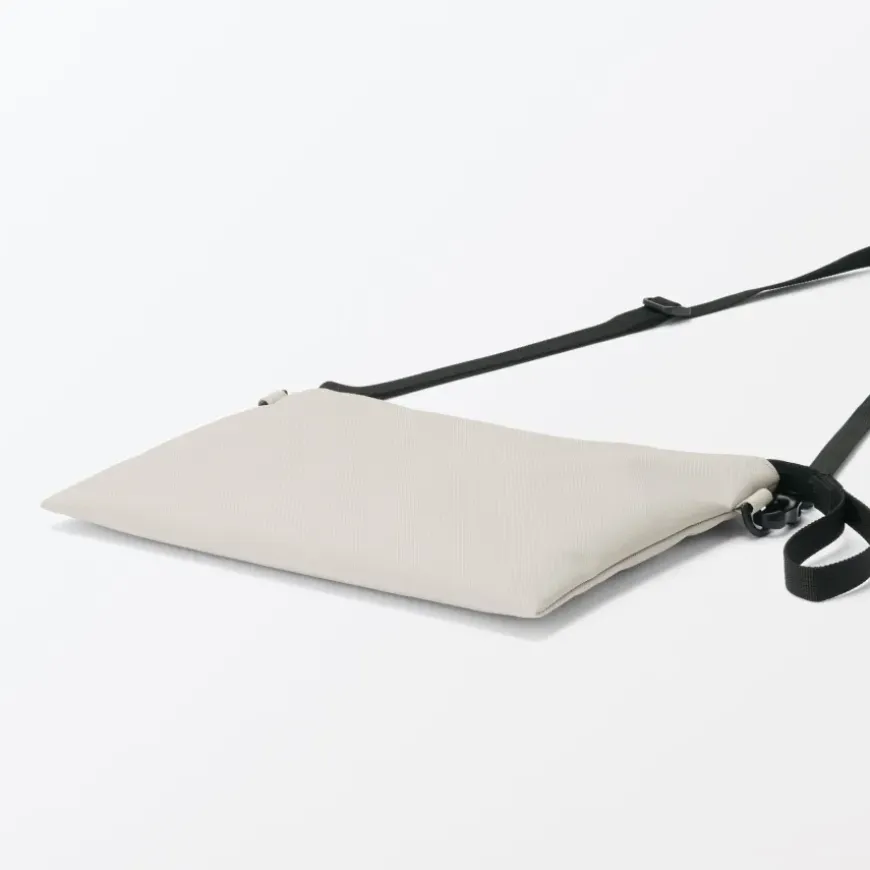 2-Way Water Repellent Sacoche / Crossbody Bag