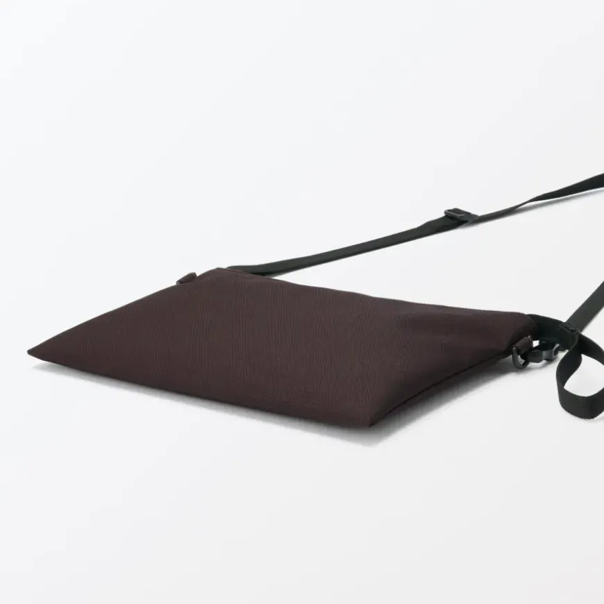 2-Way Water Repellent Sacoche / Crossbody Bag