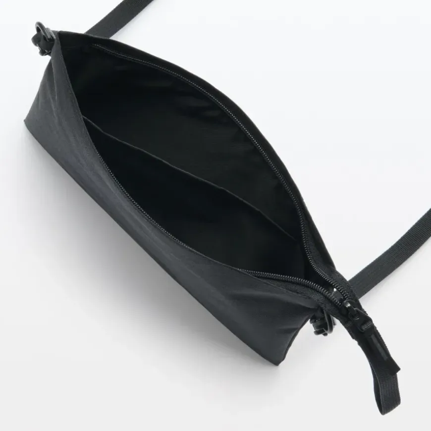 2-Way Water Repellent Sacoche / Crossbody Bag