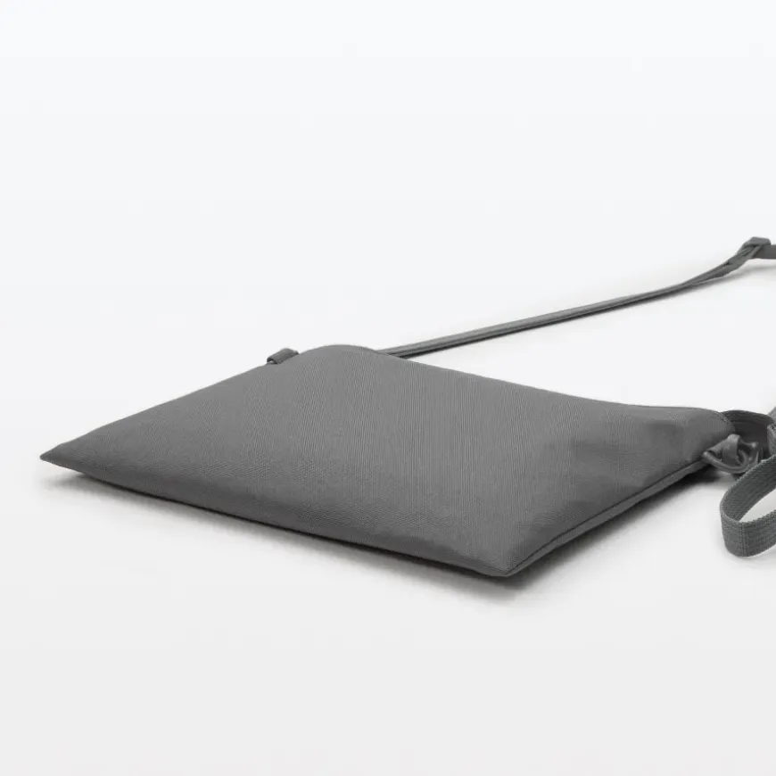 2-Way Water Repellent Sacoche / Crossbody Bag