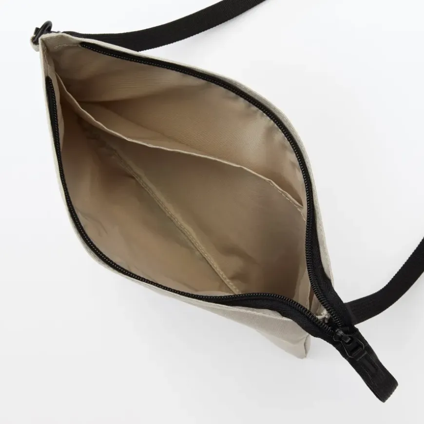 2-Way Water Repellent Sacoche / Crossbody Bag