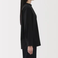 Women's Easy-Dry Broadcloth Long Sleeve Blouse