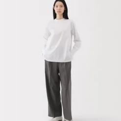 Women's Easy-Dry Broadcloth Long Sleeve Blouse