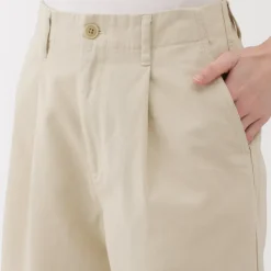 Women's Slub Yarn Chino Darted Shorts