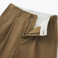 Women's Slub Yarn Chino Darted Shorts