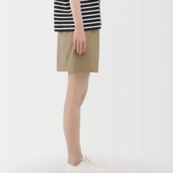 Women's Washed Broadcloth Shorts