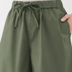 Women's Washed Broadcloth Shorts