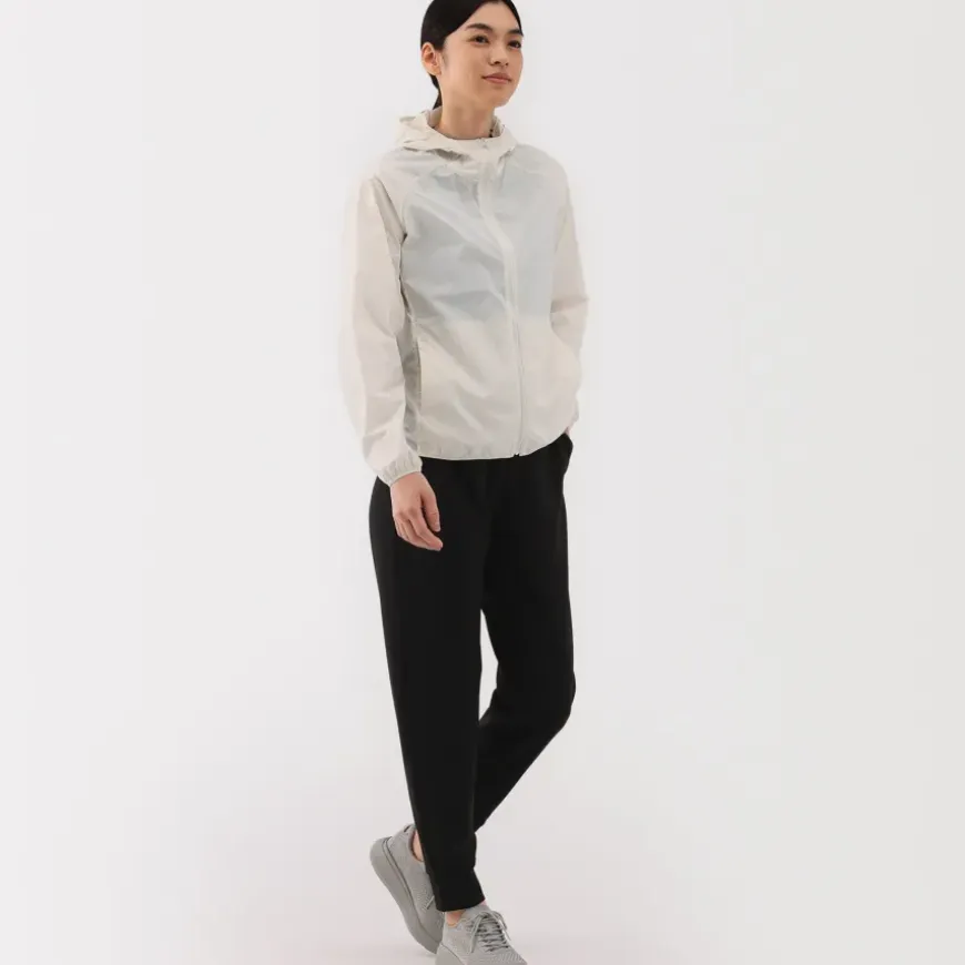 Women's Water Repellent Pocket-Sized Jacket