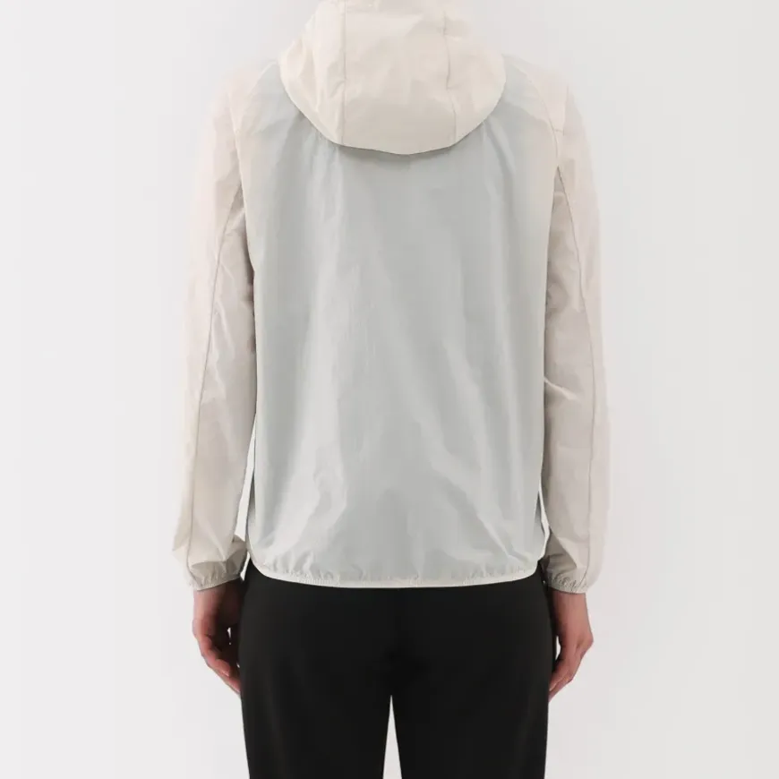 Women's Water Repellent Pocket-Sized Jacket