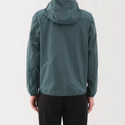 Women's Water Repellent Pocket-Sized Jacket